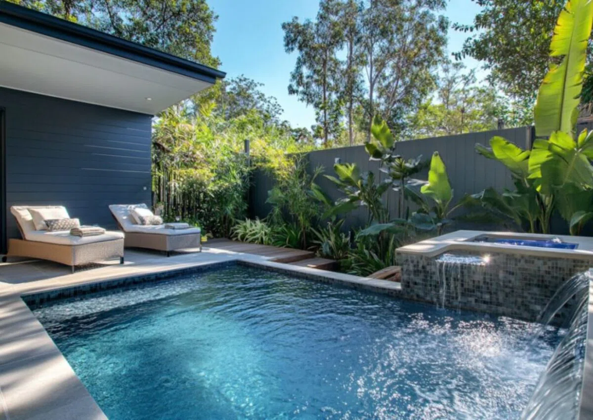 A plunge pool in the backyard.