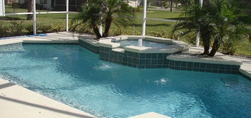 When tiling over concrete, large tiles can also help smooth uneven surfaces.