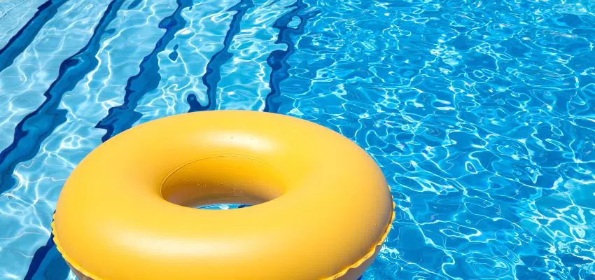 The level of direct sunlight or shading can change the color of your pool. Colors appear brighter in direct sunlight and more muted in shaded areas.